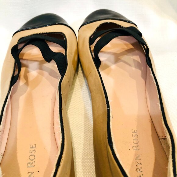 Taryn Rose Black and Beige Flat Shoes with Elastic Criss Cross Straps Size 11 - Picture 12 of 12